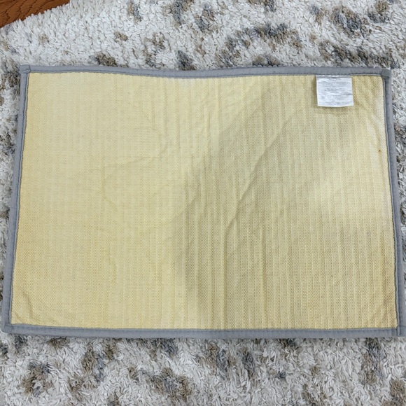 Mohawk Gray Textured Mat - Picture 2 of 5